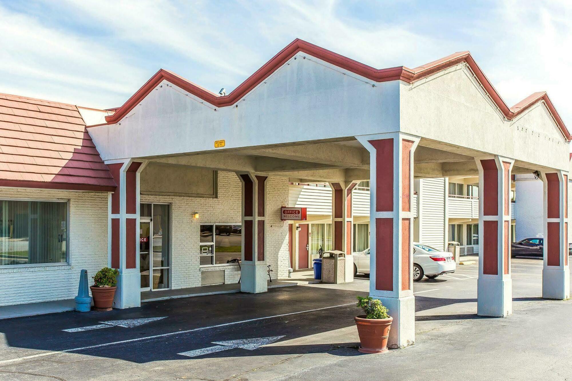 Econo Lodge Eden Exterior photo